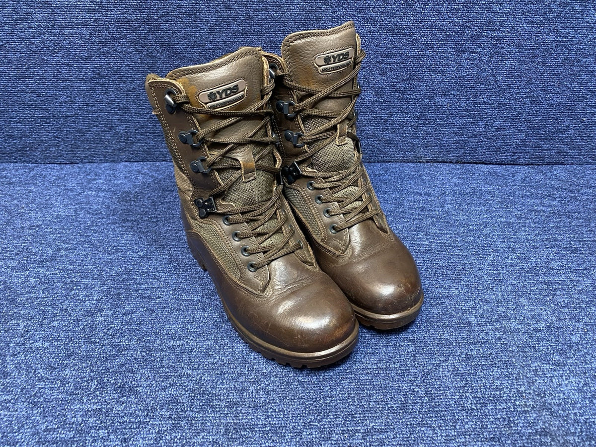FEMALE - SIZE UK 3M - YDS Patrol Walking/Hiking - Brown Boots