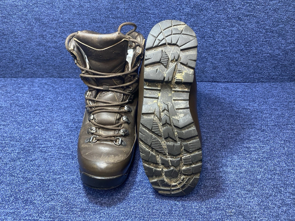 SIZE UK 7M - Iturri Cold Wet Weather Walking/Hiking Gore-Tex Brown Boots Male