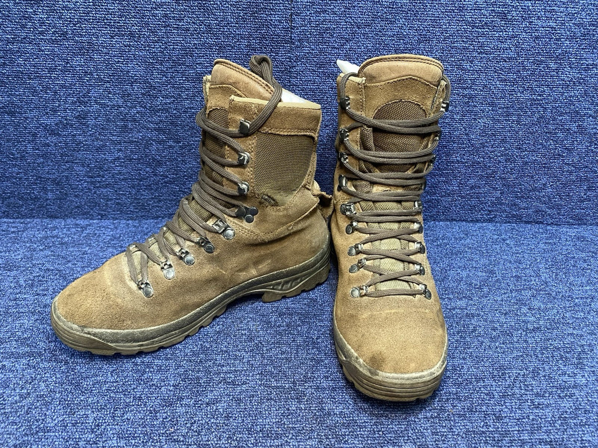 SIZE UK 7M - Meindl Desert Combat High Boots