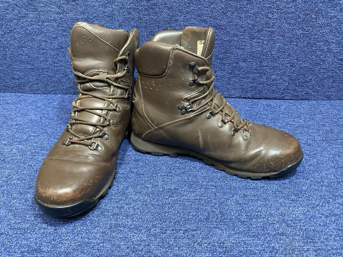 SIZE UK 12L - Iturri Patrol Walking/Hiking - Brown Boots Male