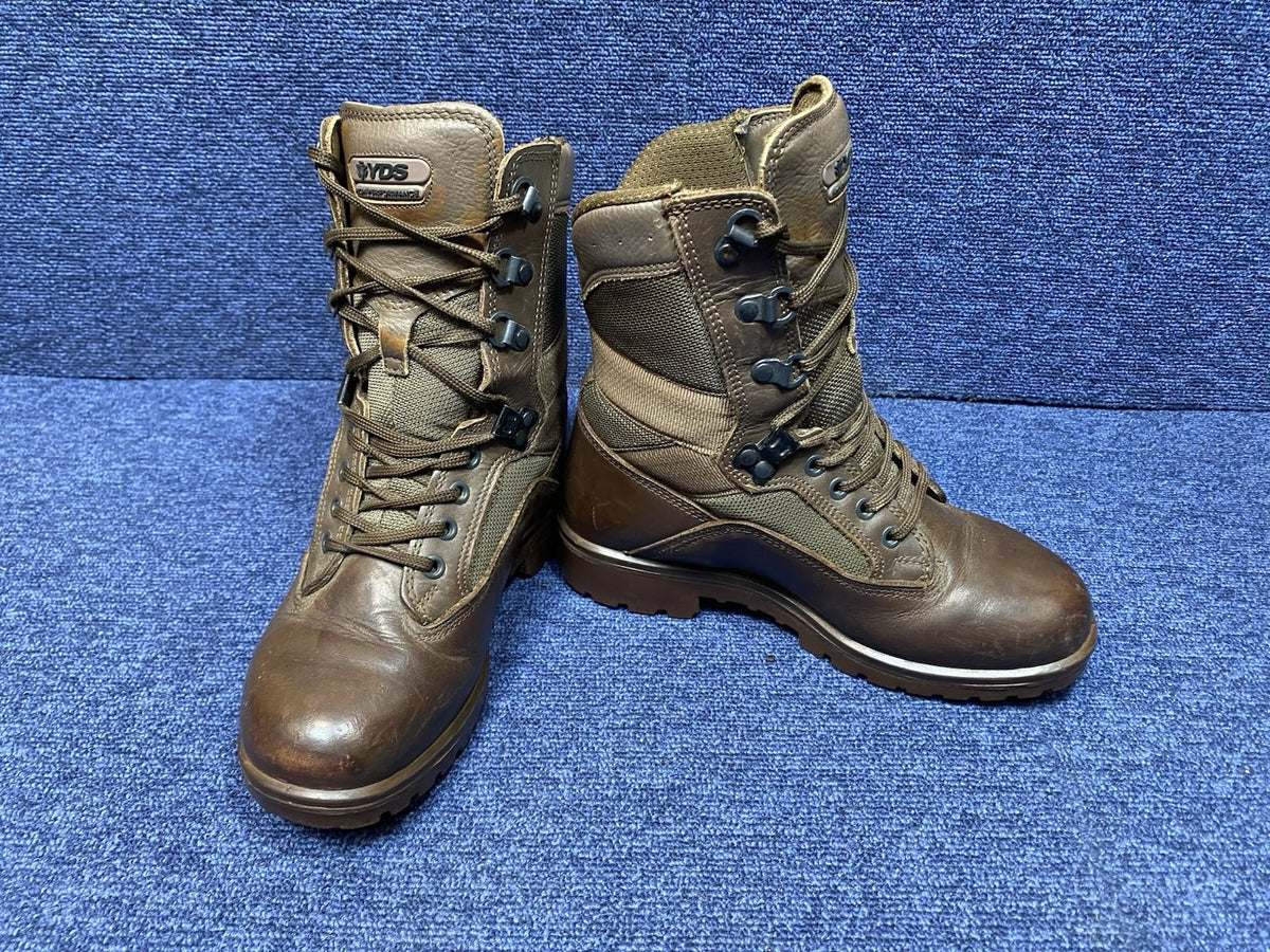 FEMALE - SIZE UK 3M - YDS Patrol Walking/Hiking - Brown Boots