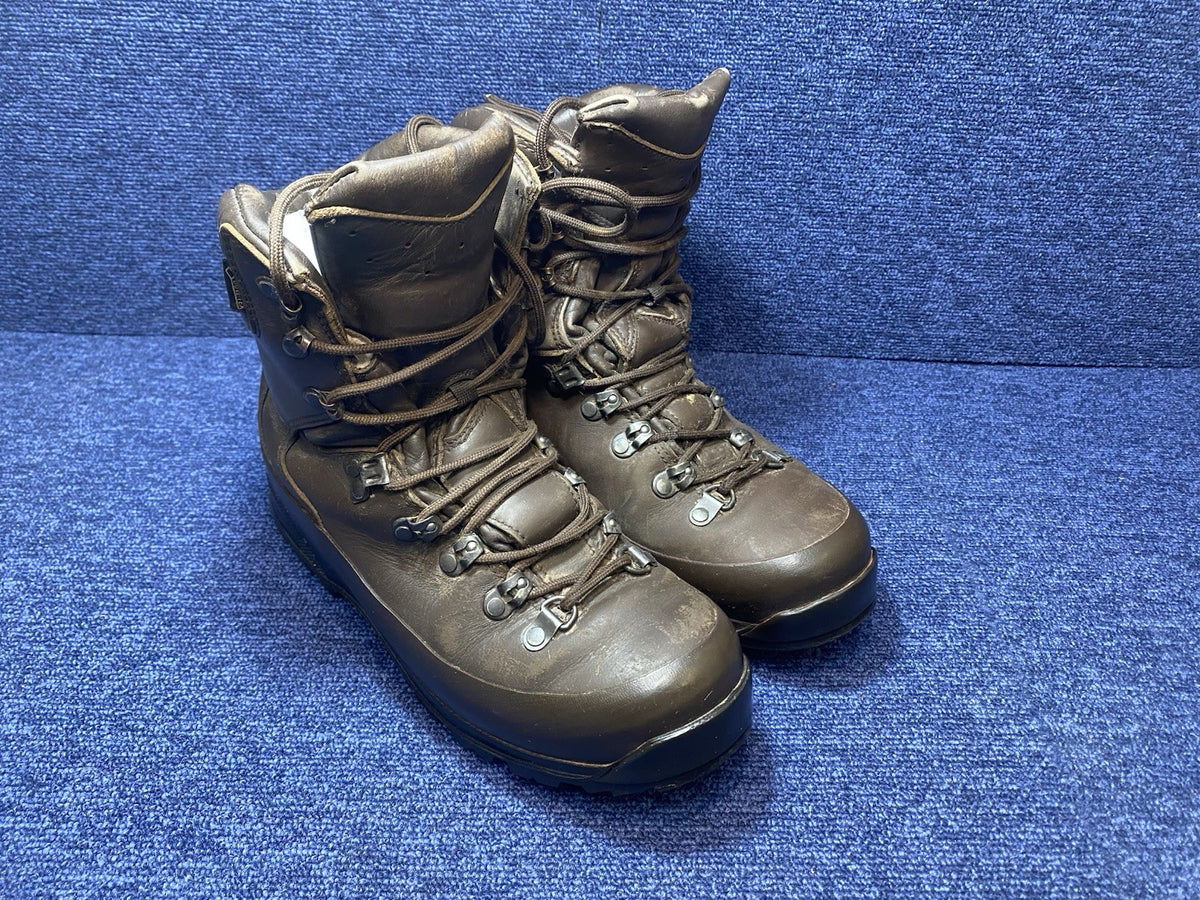 SIZE UK 7M - Iturri Cold Wet Weather Walking/Hiking Gore-Tex Brown Boots Male