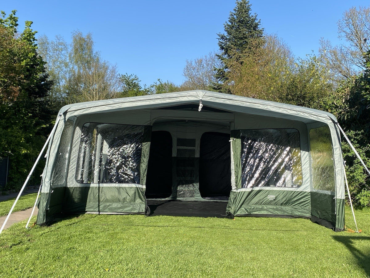 Mint Condition - Dometic Rarotonga FTT 601 - Bright Green