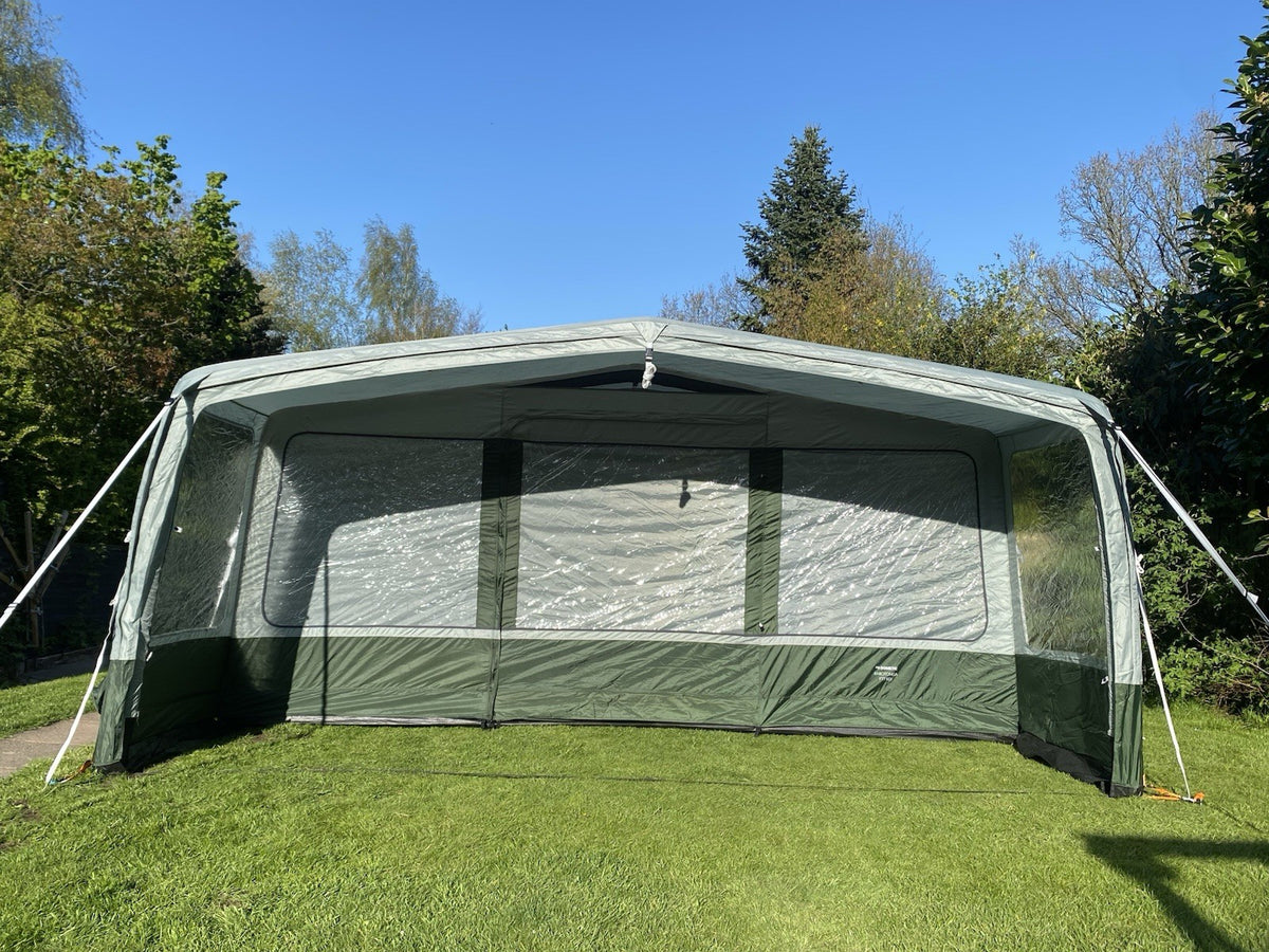 Mint Condition - Dometic Rarotonga FTT 601 - Bright Green