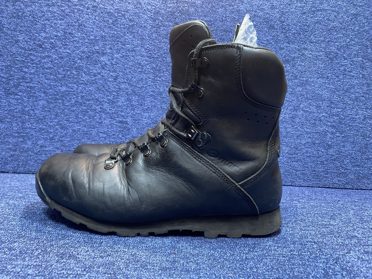 UK 10L BLACK - Iturri Patrol Walking/Hiking - Boots Male