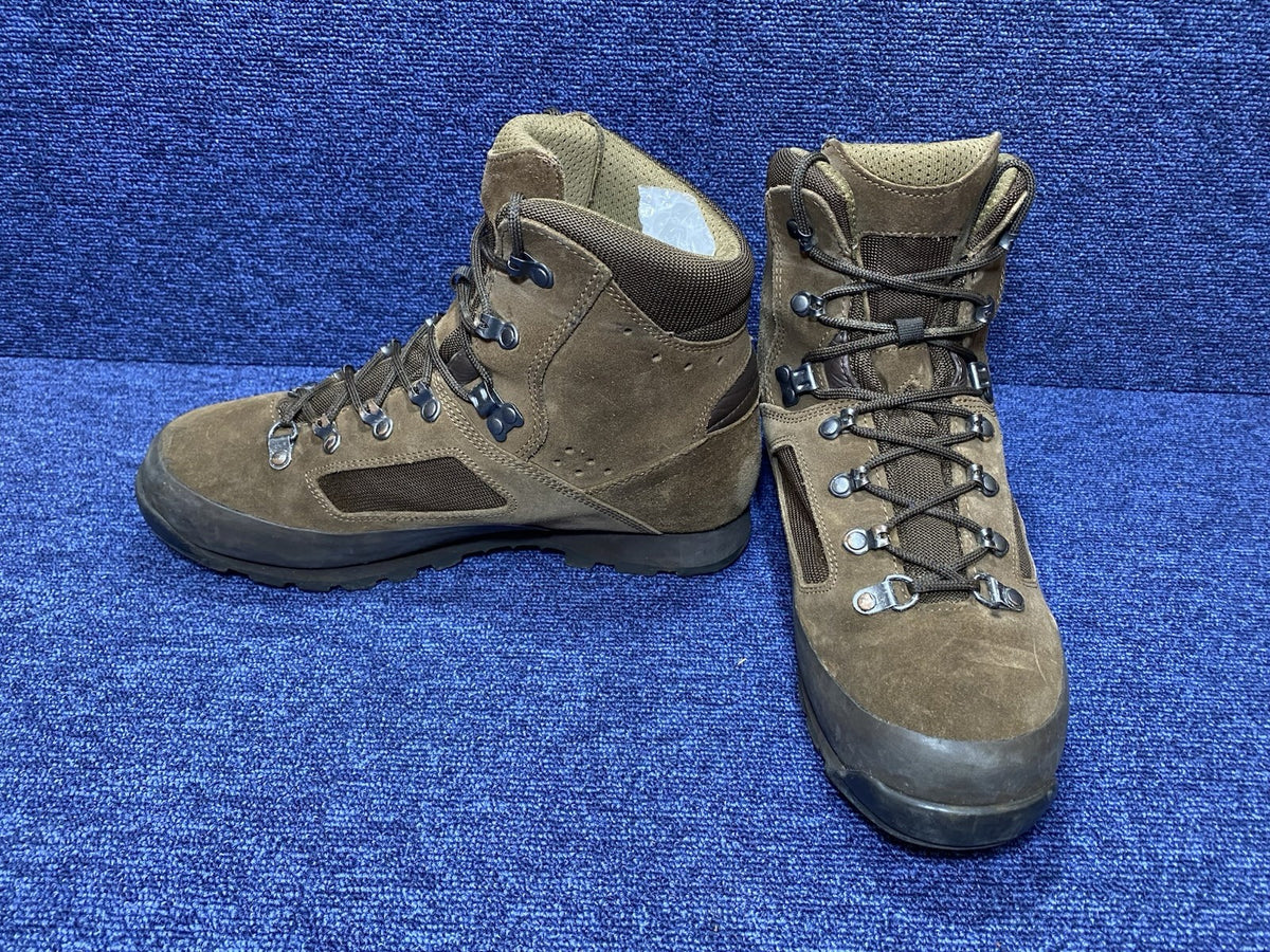 SIZE UK 9 - Iturri Desert Combat High Walking/Hiking Brown Boots Male