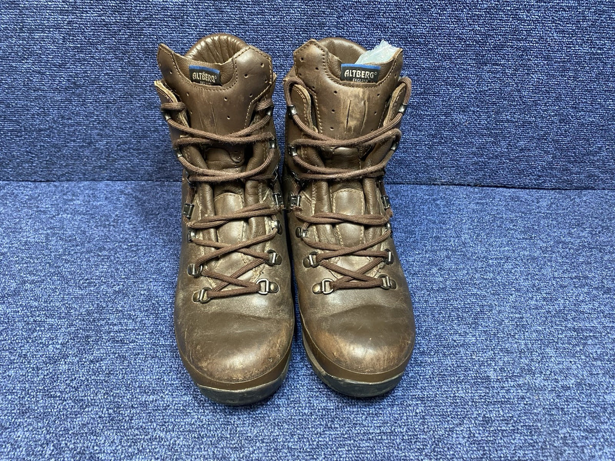 SIZE UK 6M - Altberg Defender - Walking/Hiking Boots Brown Male