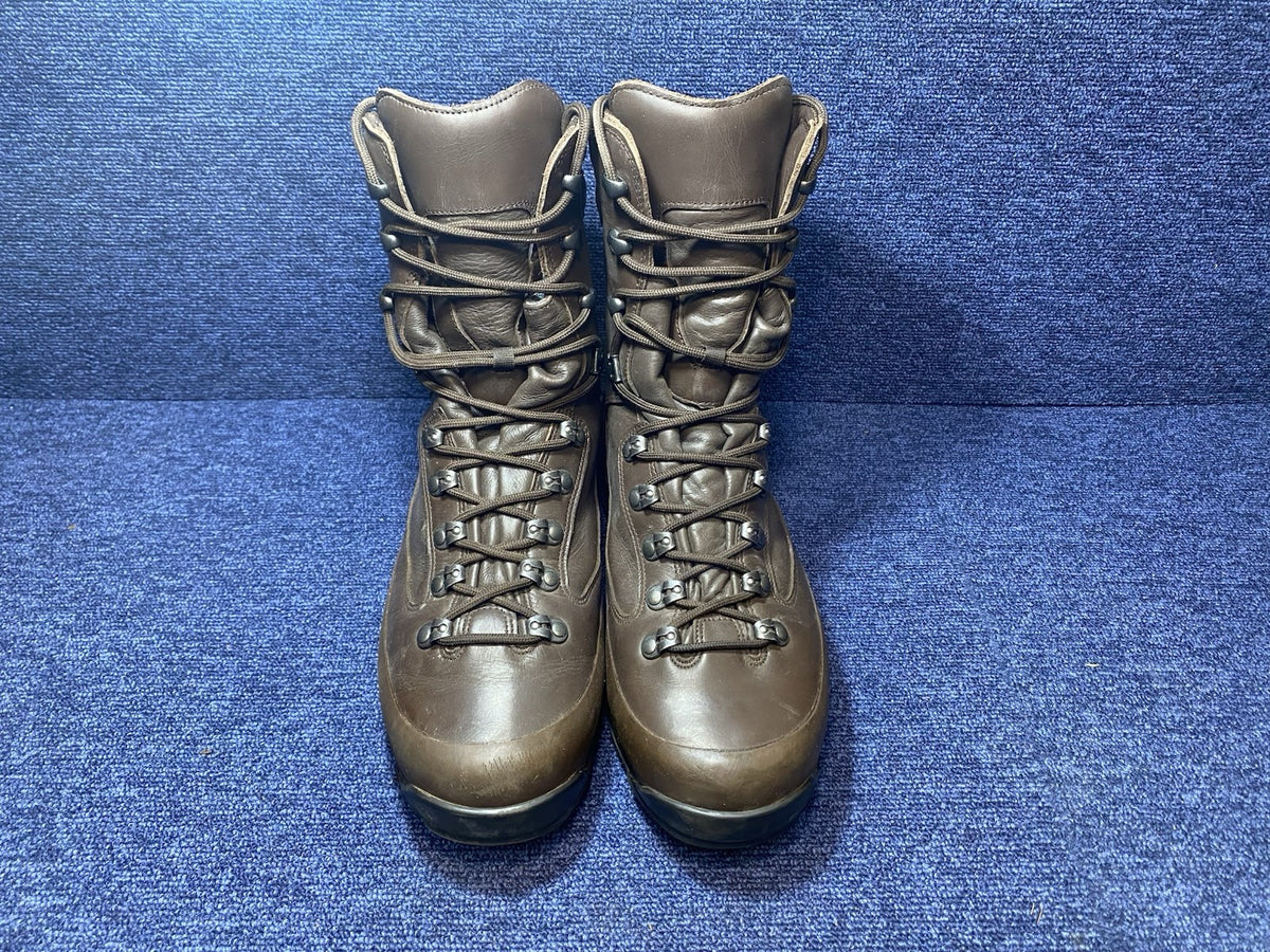 SIZE UK 12 - Karrimor Walking/Hiking Boots Cold Wet Weather Male