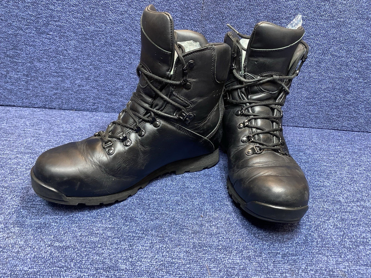 UK 10L BLACK - Iturri Patrol Walking/Hiking - Boots Male