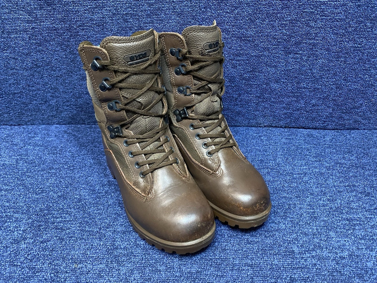 FEMALE - SIZE UK 6W - YDS Patrol Walking/Hiking - Brown Boots