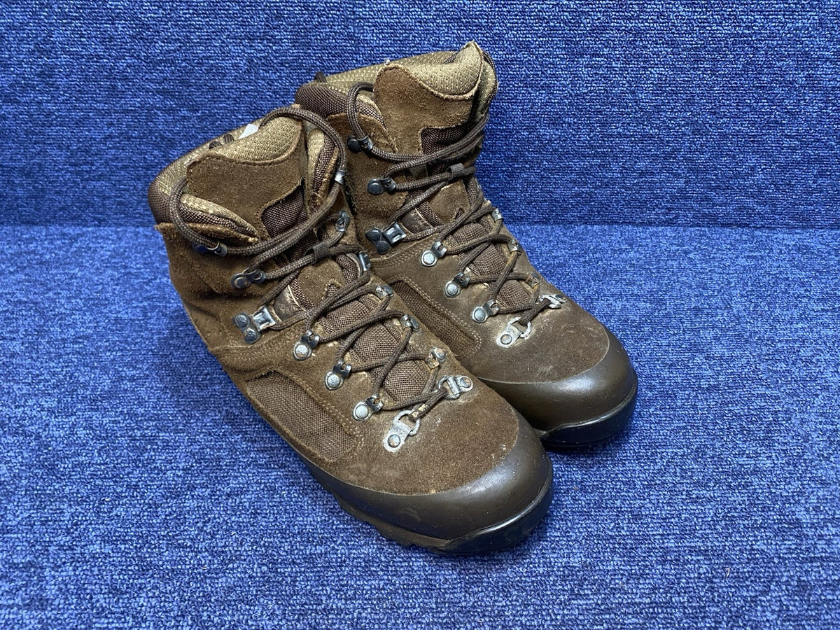SIZE UK 8L- Iturri Desert Combat High Walking/Hiking Brown Boots Male