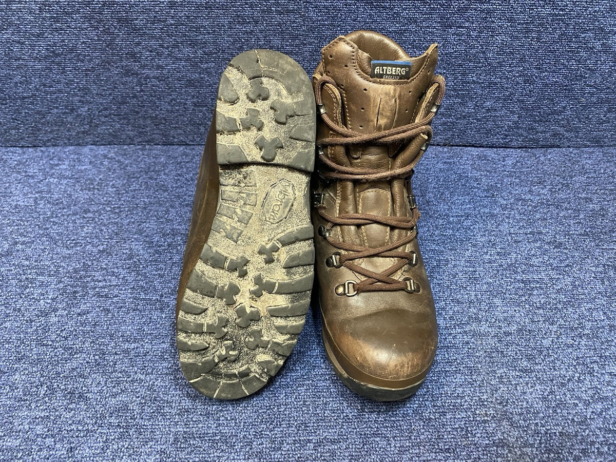 SIZE UK 6M - Altberg Defender - Walking/Hiking Boots Brown Male