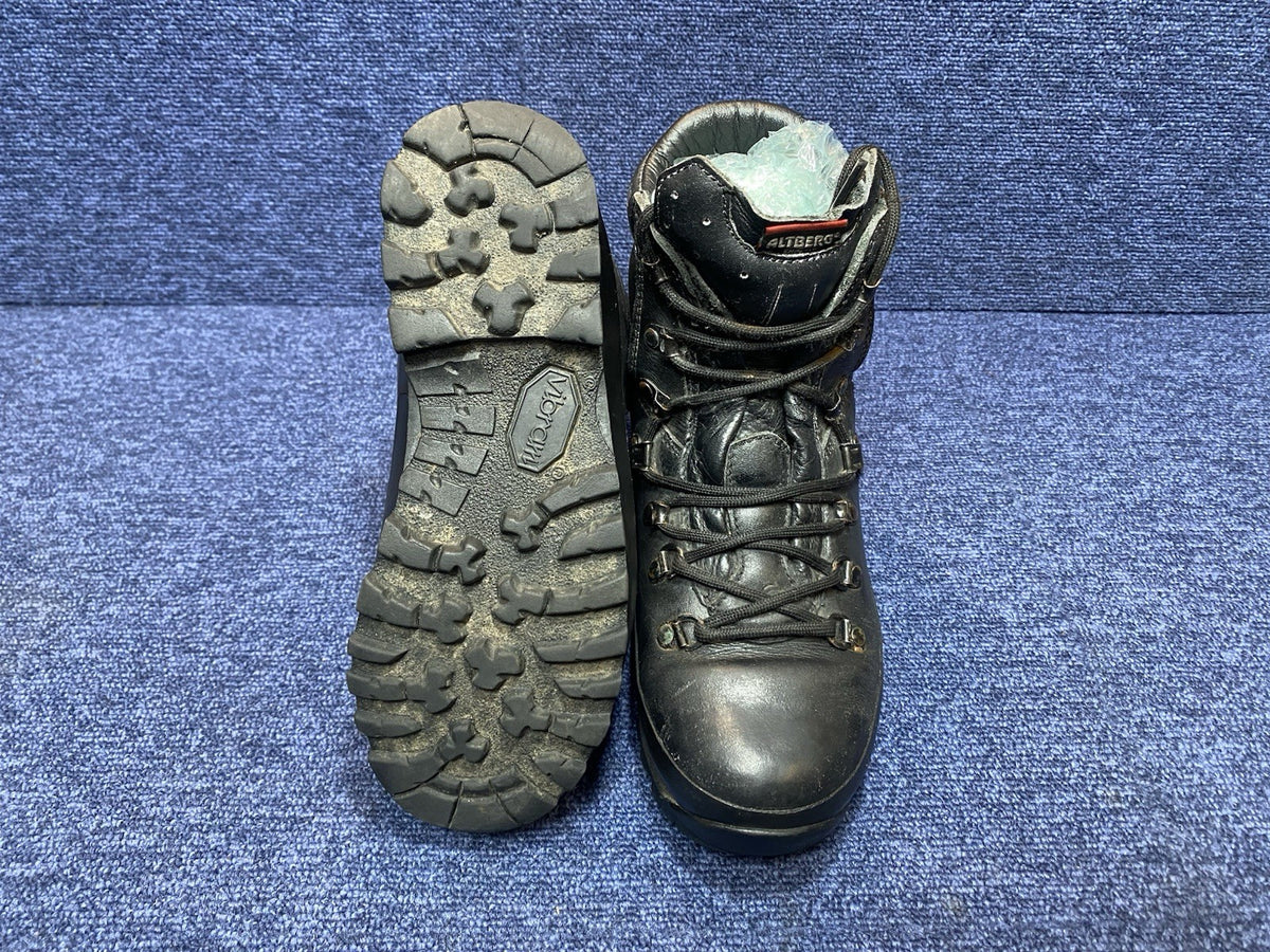 Size UK 4M FEMALE - Black - Altberg Defender High Walking/Hiking Boots