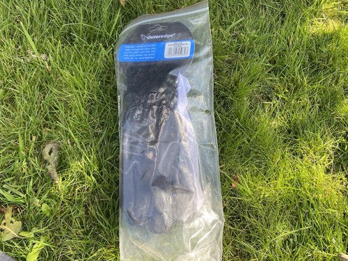 Outer Edge Aerotex Black / Grey Winter Glove Size: EXTRA SMALL