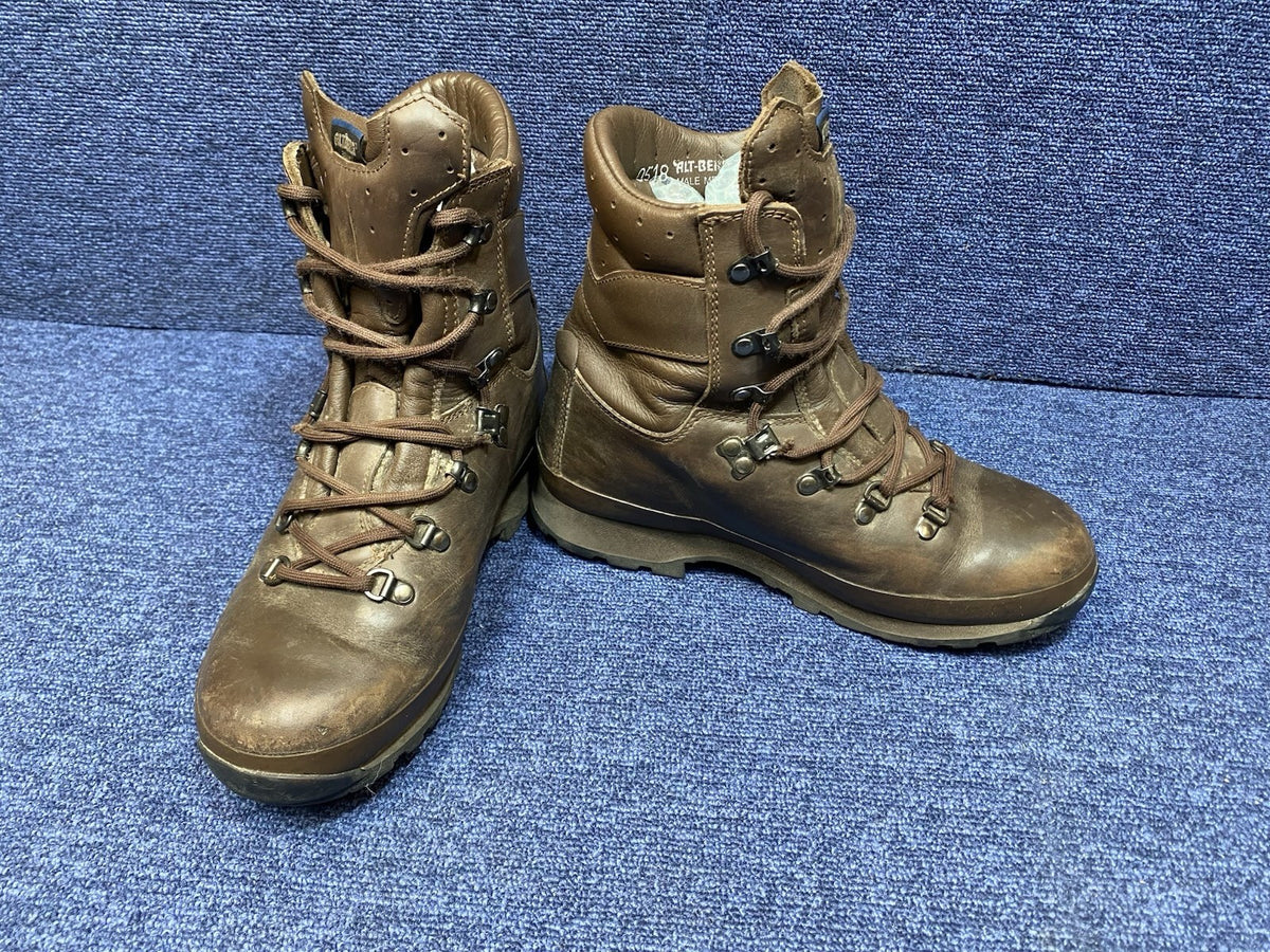SIZE UK 6M - Altberg Defender -  Walking/Hiking Boots Brown Male