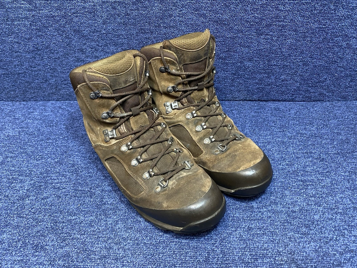 SIZE UK 11M - Iturri Desert Combat High Walking/Hiking Brown Boots Male