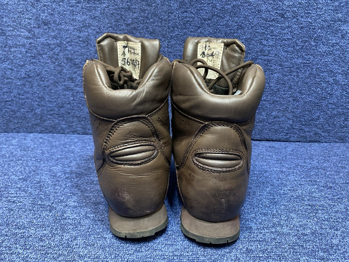 WOMAN - SIZE UK 7M - Iturri Patrol Walking/Hiking - Brown Boots