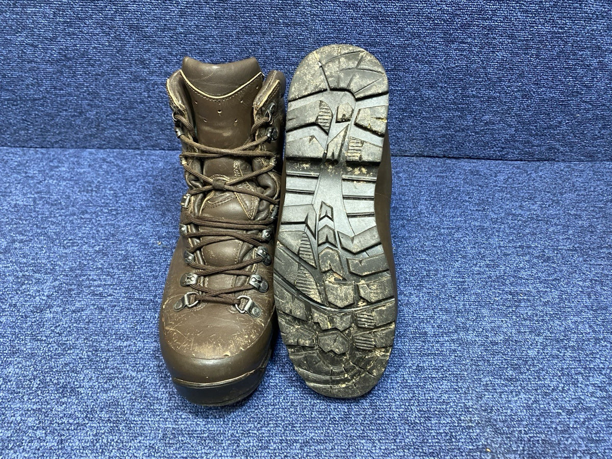 SIZE UK 6M - Iturri Cold Wet Weather Walking/Hiking Gore-Tex Brown Boots Male