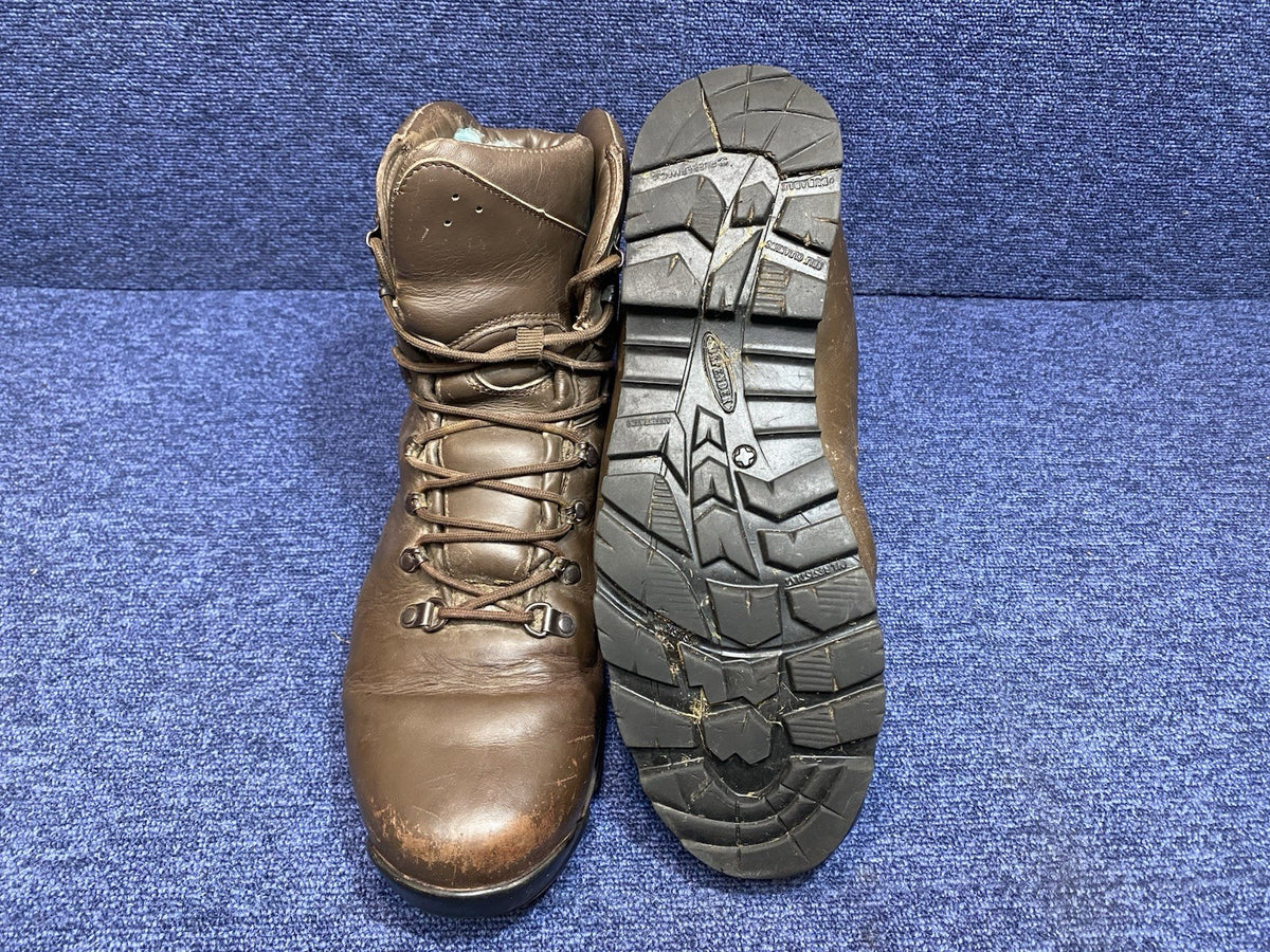 SIZE UK 12L - Iturri Patrol Walking/Hiking - Brown Boots Male