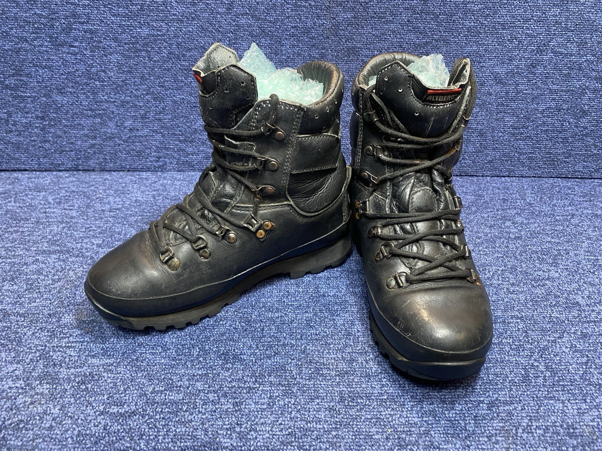 Size UK 4M FEMALE - Black - Altberg Defender High Walking/Hiking Boots