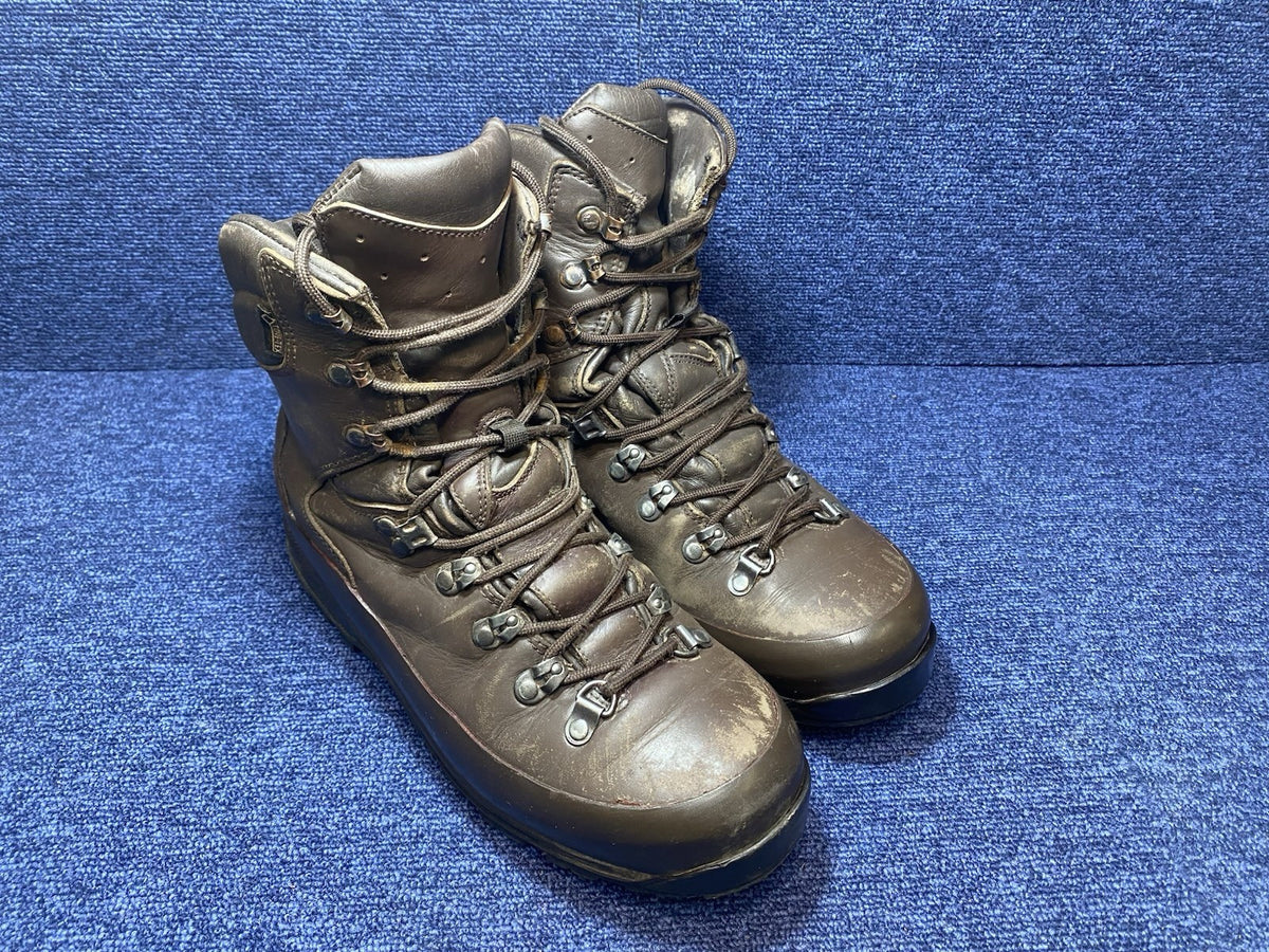 SIZE UK 8M - Iturri Cold Wet Weather Walking/Hiking Gore-Tex Brown Boots Male