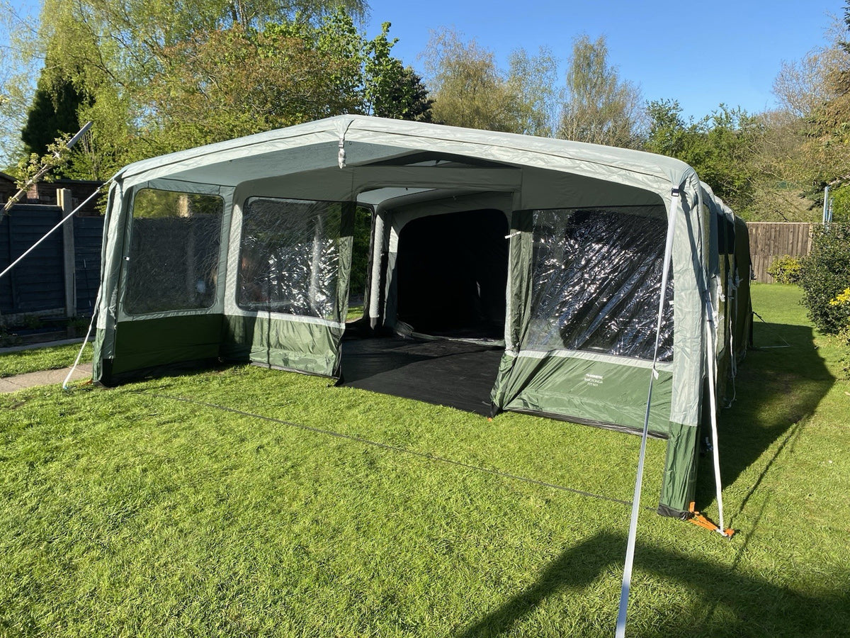 Mint Condition - Dometic Rarotonga FTT 601 - Bright Green