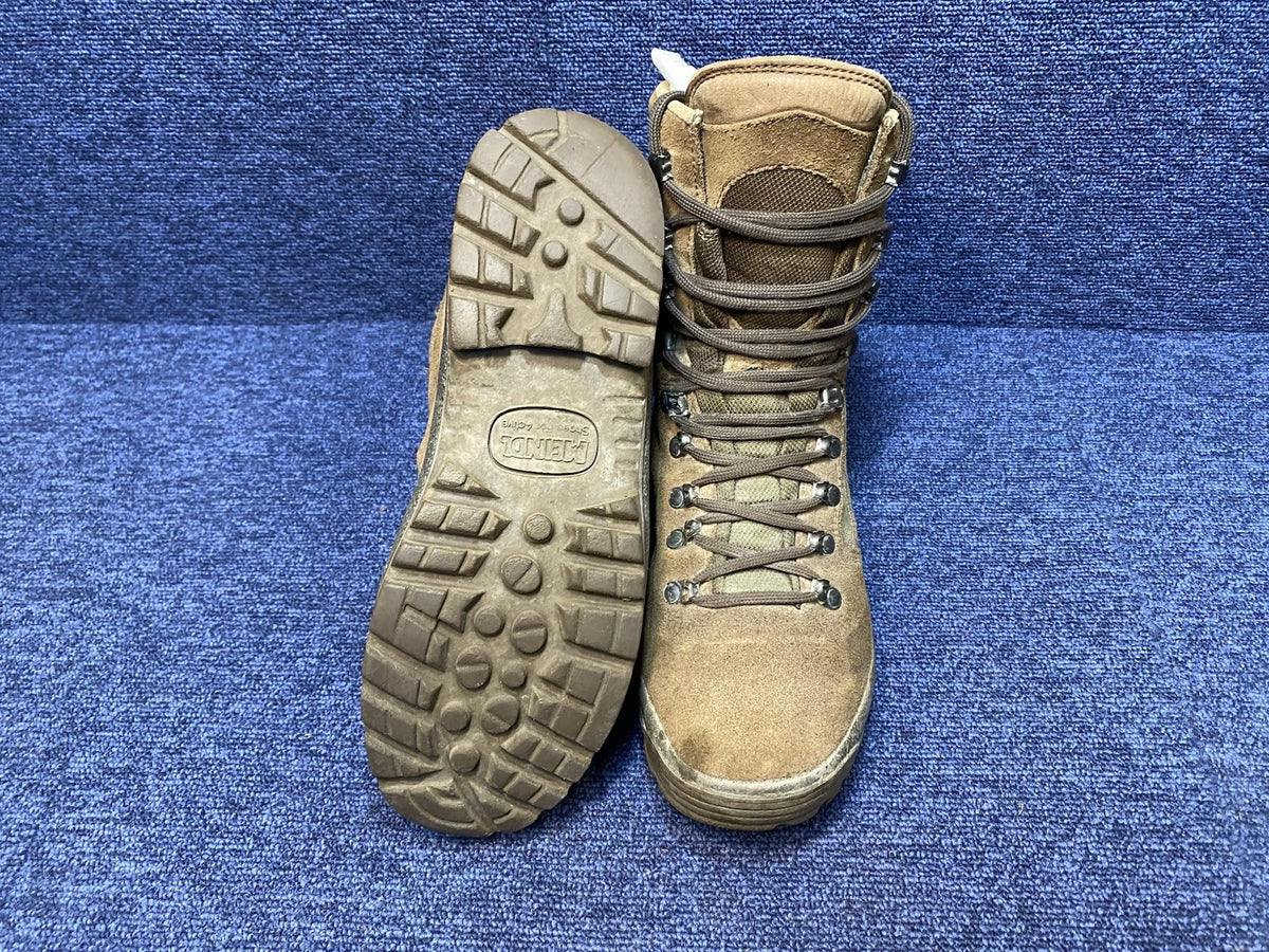 SIZE UK 7M - Meindl Desert Combat High Boots