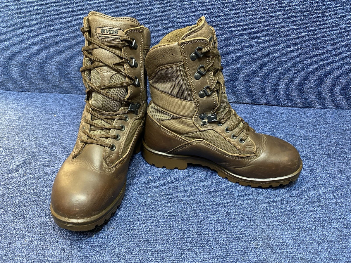 MINT CONDITION - SIZE UK 6M - YDS Patrol Walking/Hiking - Brown Boots Male