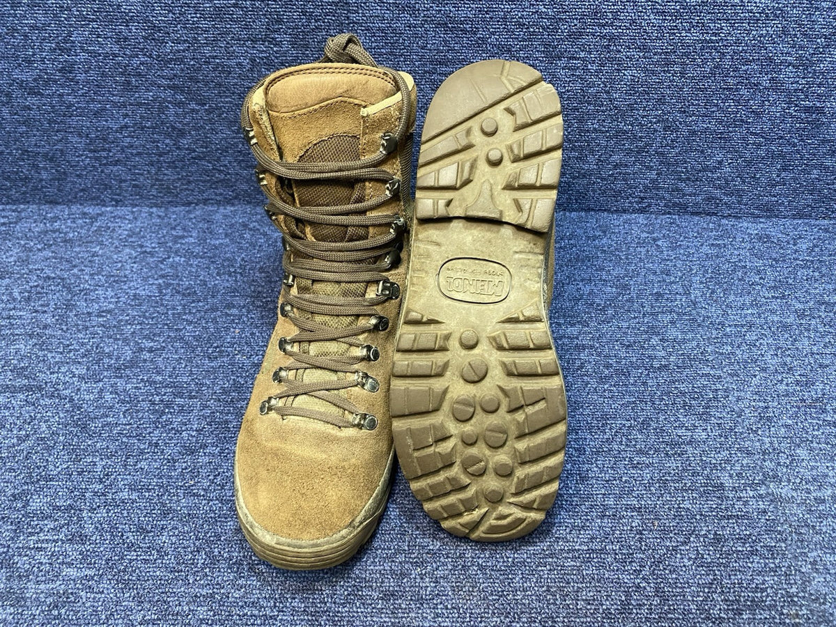 SIZE UK 7M - Meindl Desert Combat High Boots