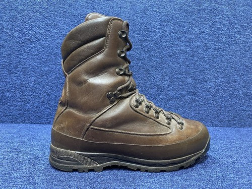 SIZE UK 9 - Karrimor Walking/Hiking Boots Cold Wet Weather Male - VG