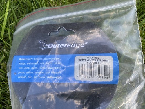 Outer Edge Aerotex Black / Grey Winter Glove Size: EXTRA SMALL