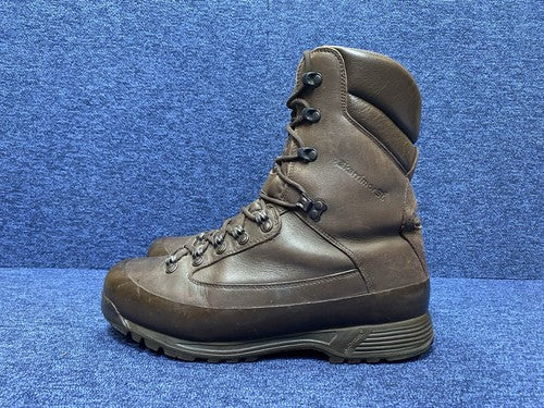 SIZE UK 11 - Karrimor Walking/Hiking Boots Cold Wet Weather Male