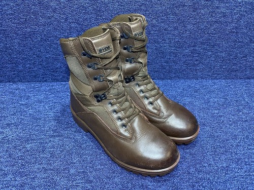 SIZE UK 10 - YDS Patrol Walking/Hiking - Brown Boots Male - Very Good